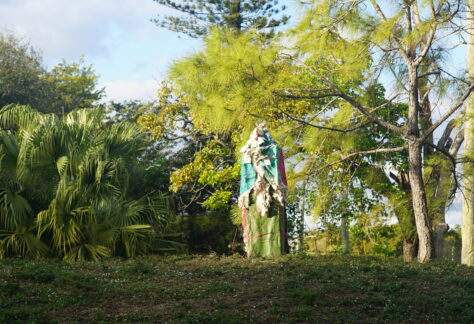 A snapshot of a performance piece titled "Babylonischer Turm II."